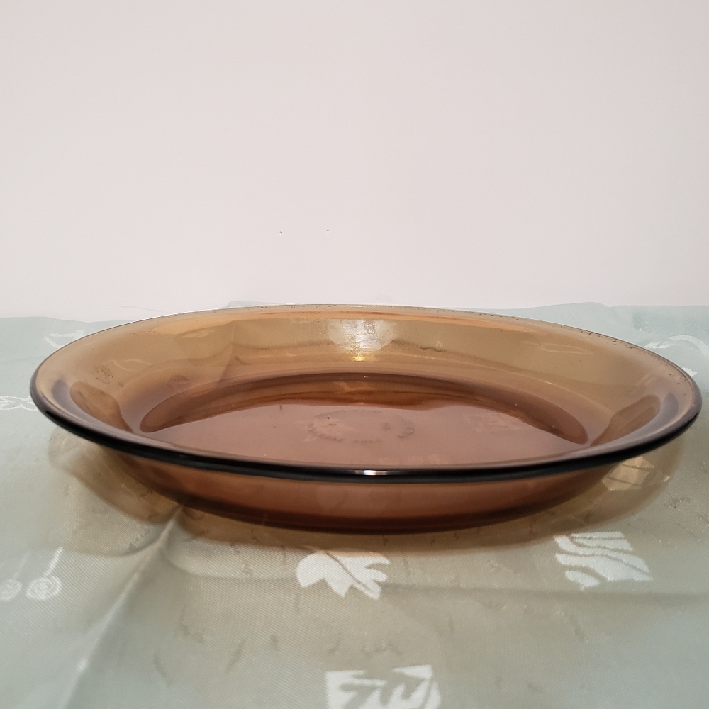 Pyrex Vision Ware Amber 9" Pie Plate Baking Rimmed Dish  Brown